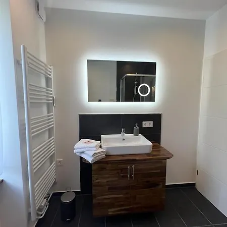 Zentrale und schöne Ferienwohnung II Lübeck Exterior foto
